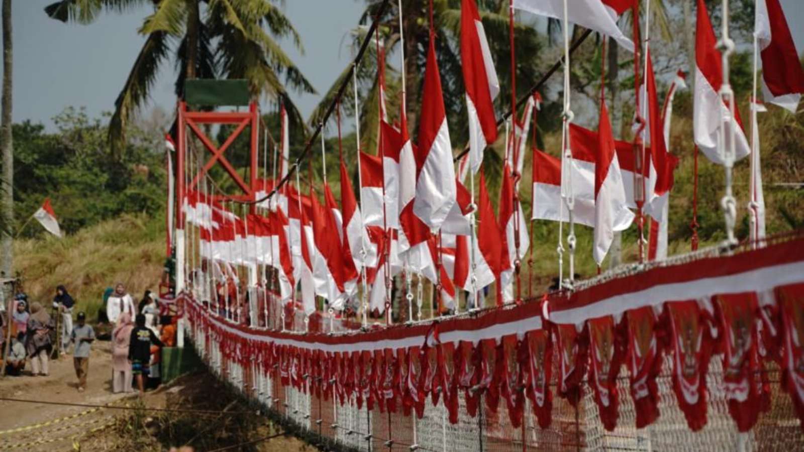 Permudah Aksesibilitas Warga, Jembatan Garuda di Pameungpeuk Garut Resmi Beroperasi
