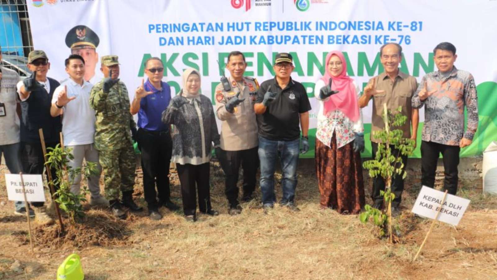 To Prevent Illegal Buildings, the Bekasi Regency Government Planted 100 Trees on the Former Kalimalang River Management Area.